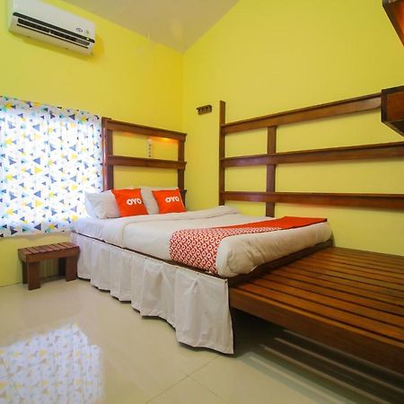 Oyo 1596 Taman Homestay Syariah Dumai Kültér fotó