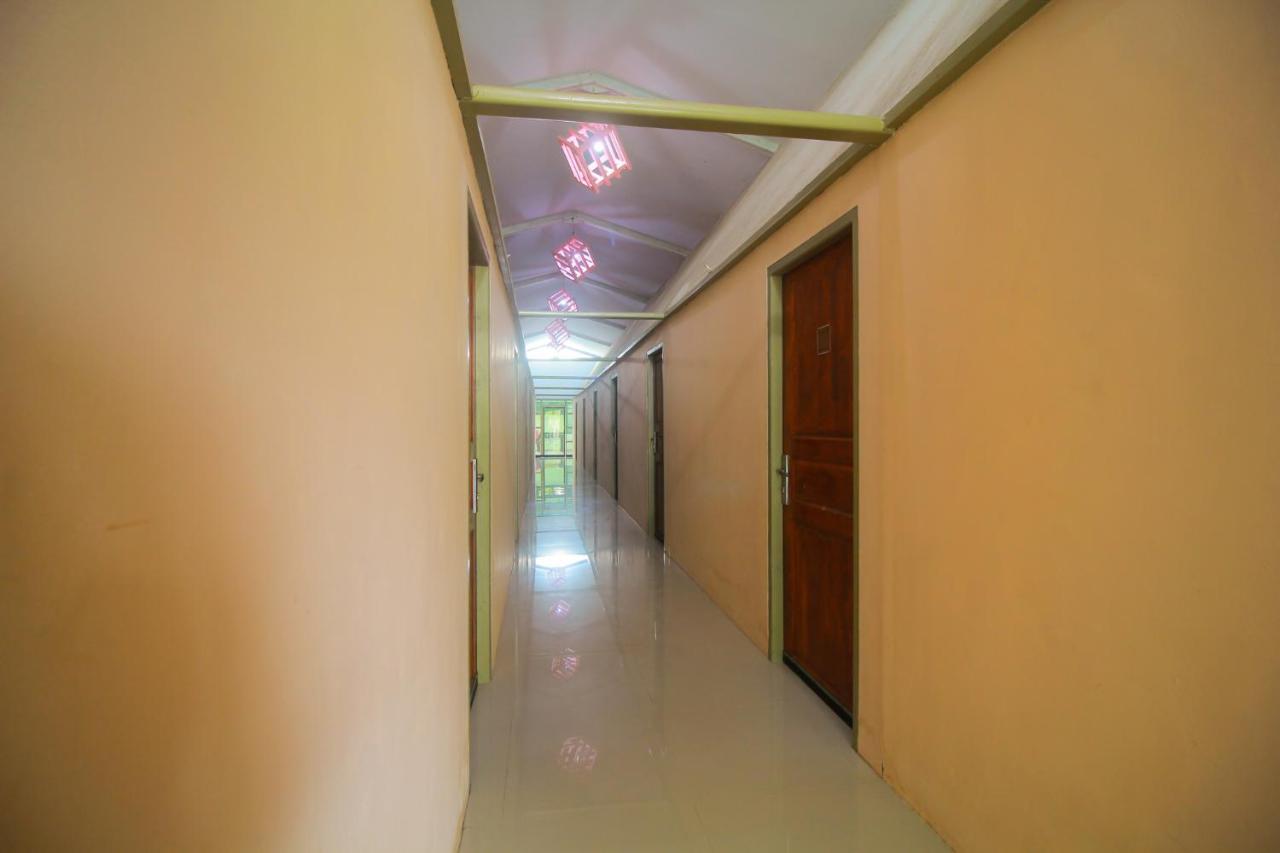 Oyo 1596 Taman Homestay Syariah Dumai Kültér fotó
