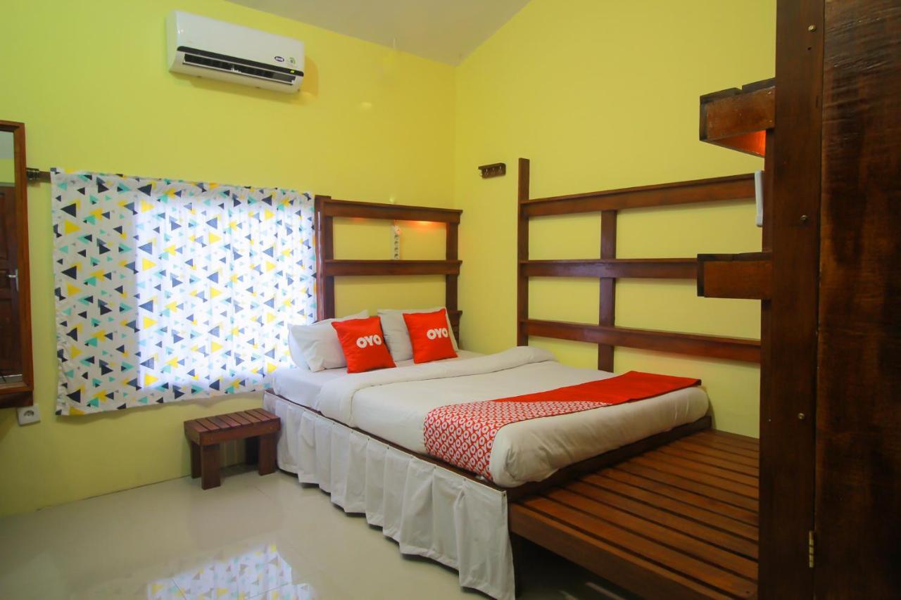 Oyo 1596 Taman Homestay Syariah Dumai Kültér fotó
