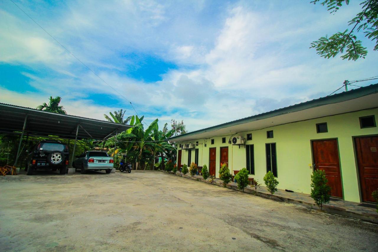 Oyo 1596 Taman Homestay Syariah Dumai Kültér fotó
