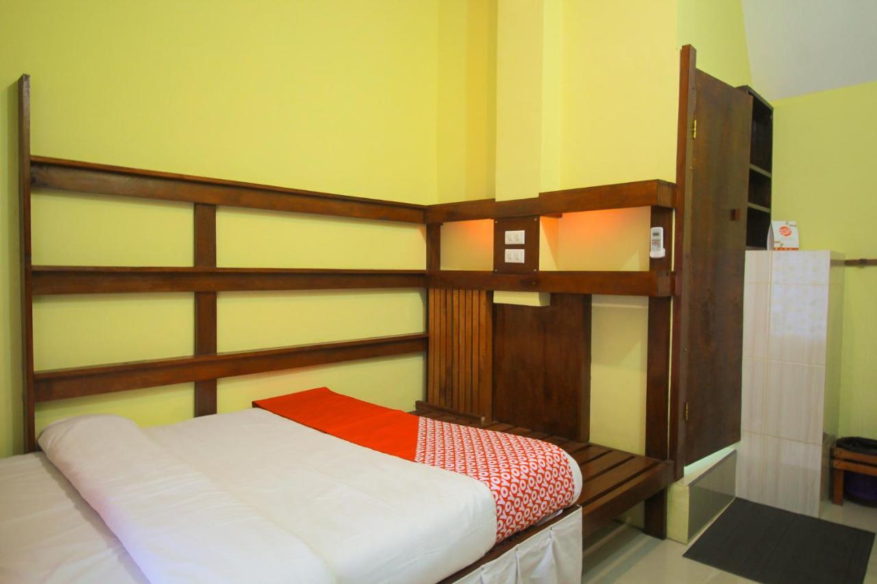 Oyo 1596 Taman Homestay Syariah Dumai Kültér fotó